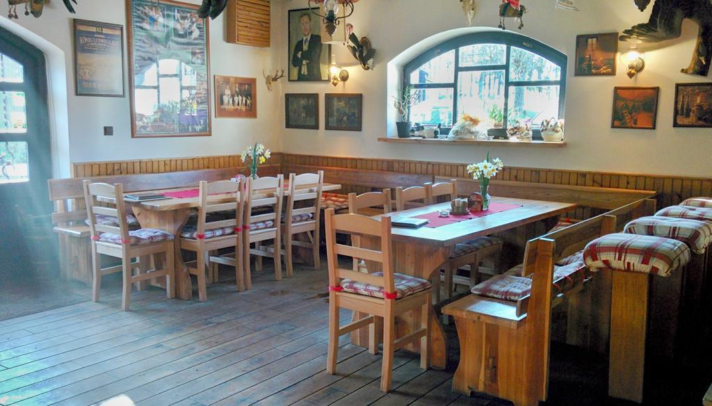 Mariánské Lázně Hostinec U Pejska A Kocicky מראה חיצוני תמונה